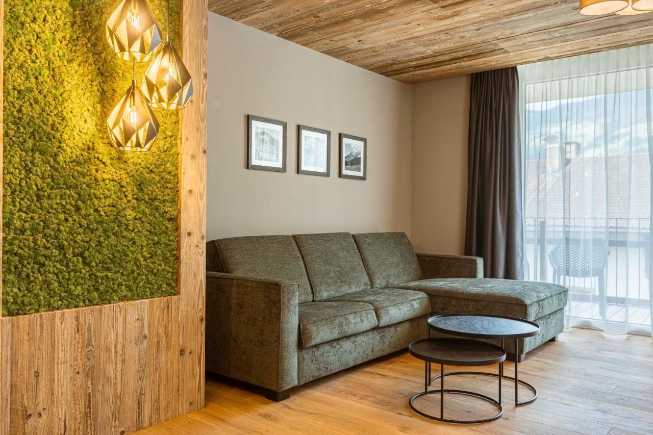 Zillertal Suites Fuegen By Alps Resorts Экстерьер фото
