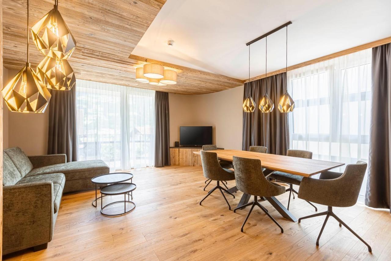 Zillertal Suites Fuegen By Alps Resorts Экстерьер фото