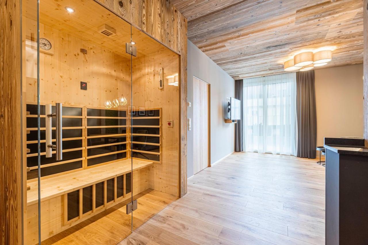 Zillertal Suites Fuegen By Alps Resorts Экстерьер фото