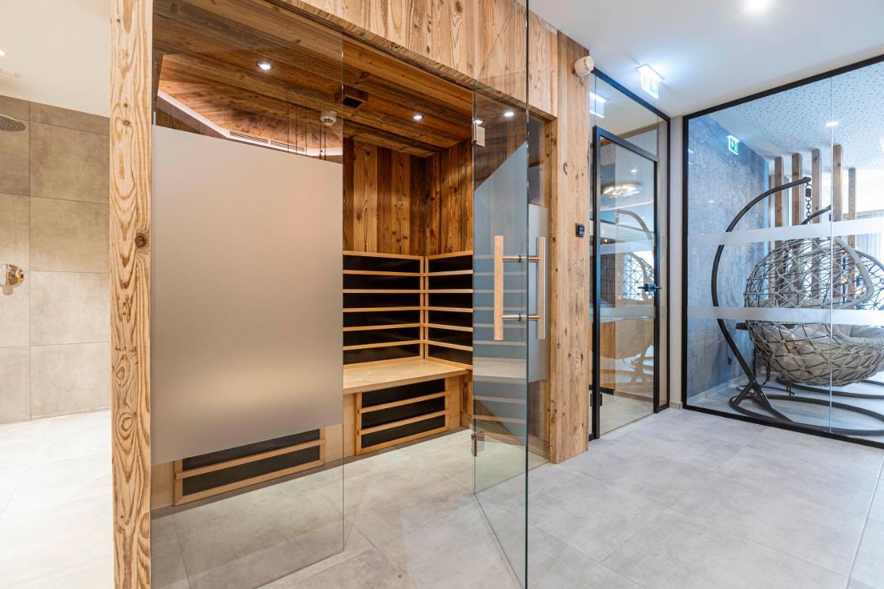 Zillertal Suites Fuegen By Alps Resorts Экстерьер фото