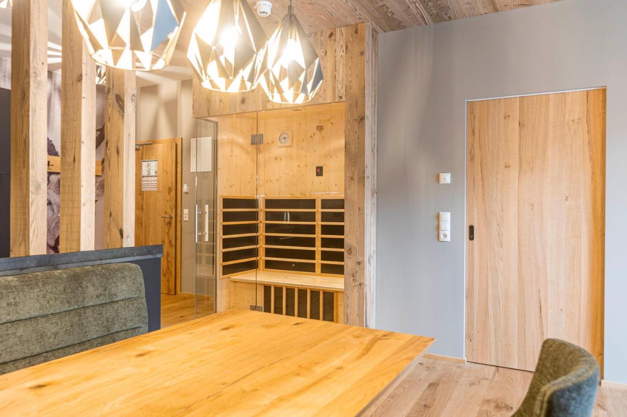 Zillertal Suites Fuegen By Alps Resorts Экстерьер фото
